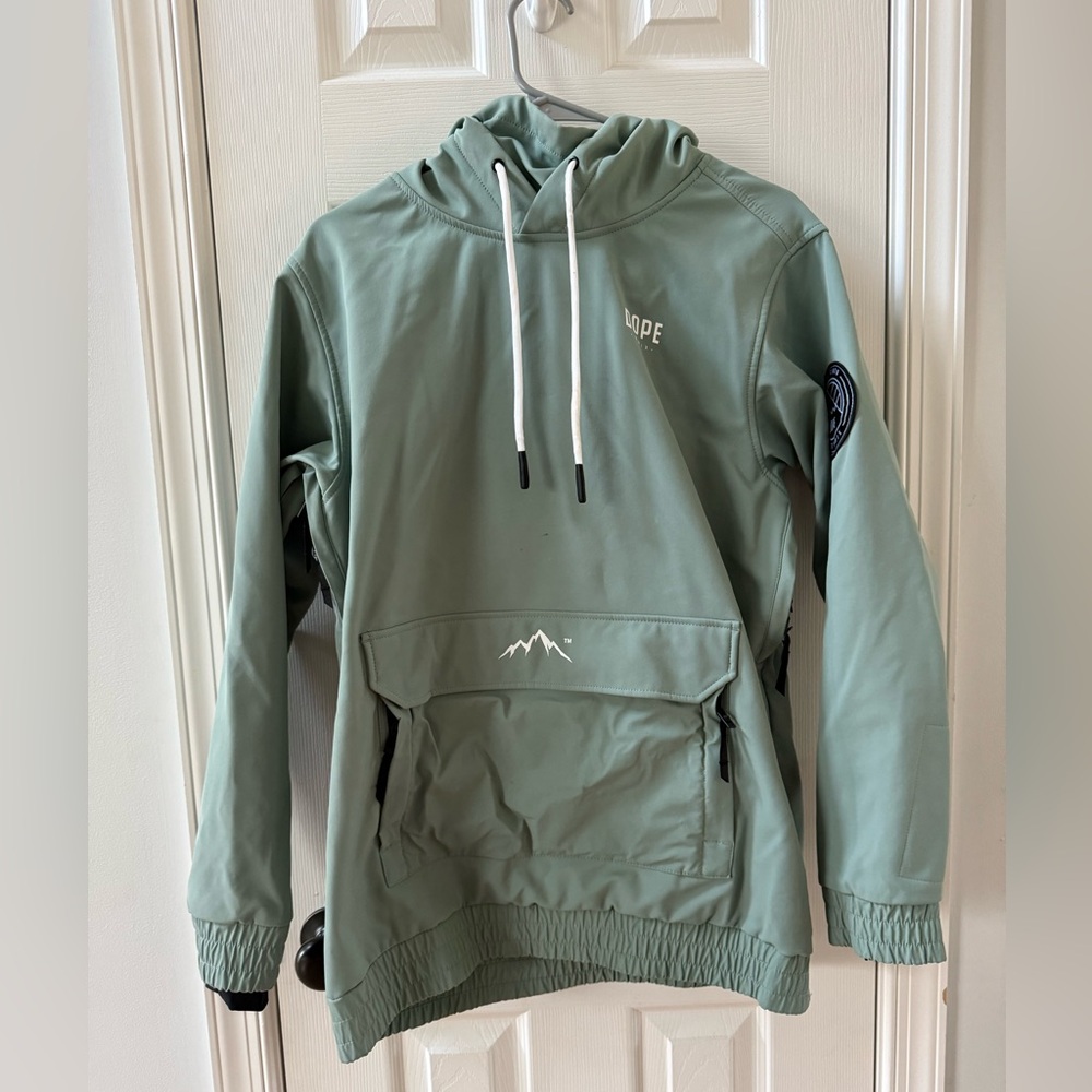 Dope snow jacket small